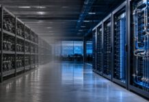 Core Scientific sichert sich AMD-Deal und fährt Bitcoin-Mining zurück Modernes Rechenzentrum mit Bitcoin-Mining-Anlagen und KI-Servern im Übergang