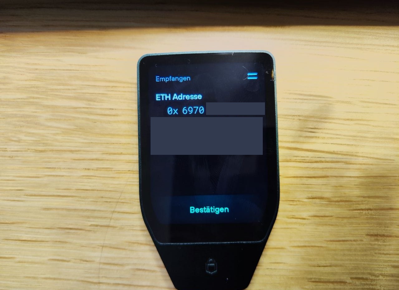 Ethereum-Empfangsadresse auf dem Trezor Safe 7 Hardware Wallet überprüfen