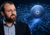 Charles Hoskinson neben dem Cardano-Logo und einer steigenden Wachstumskurve