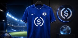 Circle wird Trikotsponsor des FC Chelsea und bringt USDC in die Premier League Blaues Chelsea-Trikot mit USDC-Symbol vor beleuchtetem Fußballstadion als Darstellung der Partnerschaft zwischen Circle und dem FC Chelsea.