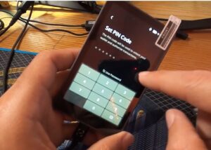 Keystone 3 Pro Hardware Wallet beim Einrichten des PIN-Codes