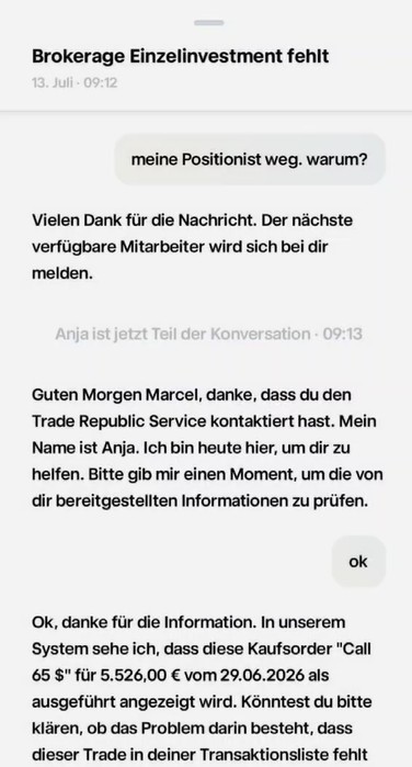 Screenshot eines Chats mit dem Trade Republic Kundenservice, in dem ein Nutzer nach einer verschwundenen Wertpapierposition fragt und der Support den Kaufauftrag prüft.