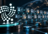 IOTA-Logo neben digitalen Identitäten und verknüpften Nachweisen auf einem Blockchain-Netzwerk