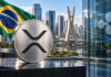 XRP-Symbol vor der brasilianischen Flagge und der Skyline von São Paulo, daneben das Ripple-Logo auf Glas.