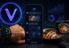 VeChain-Logo neben einem Smartphone mit KI-Fitness-Tracking, Smartwatch, gesundem Essen und digitalen Analysegrafiken in einer dunklen Hightech-Umgebung.