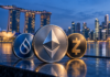 Diese Termine werden für ETH, XRP, Zcash und Altcoins diese Woche wichtig Symbolische Münzen von Ethereum, Sui und Zcash vor der Skyline Singapurs mit dem Marina Bay Sands.